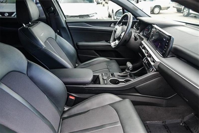 2022 Kia K5 GT-LineImage 17