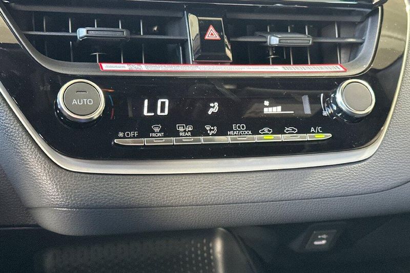 New 2027 Toyota Corolla SEImage 21
