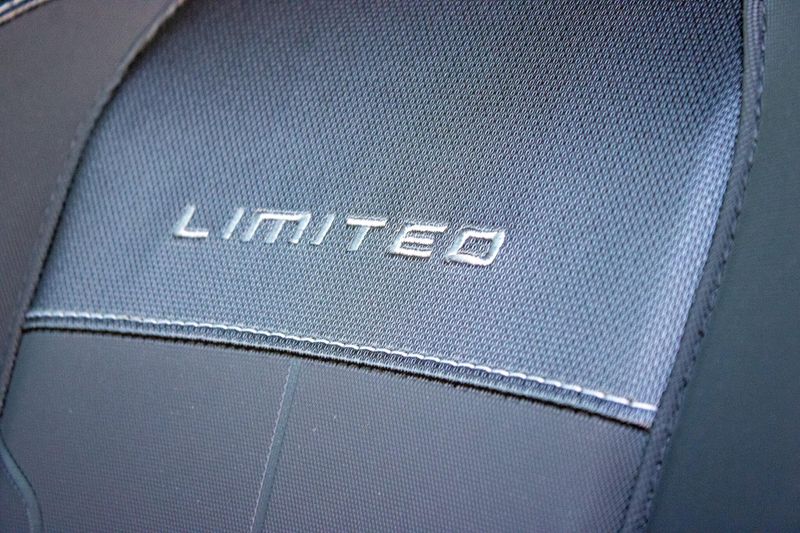 NEW 2026 CAN-AM DEFENDER MAX LIMITED CAB HD11 Image 17