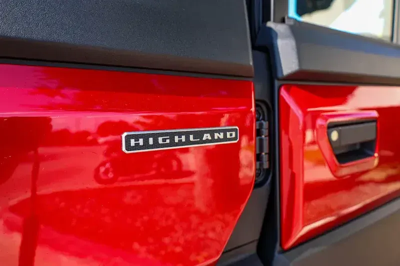 NEW 2026 CFMOTO UFORCE U10 XL PRO HIGHLAND Image 8