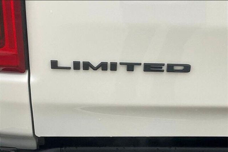 2025 RAM 1500 Limited Crew Cab 4x4 5