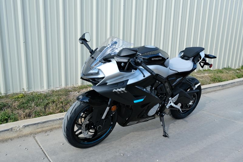 NEW 2026 CFMOTO 675SS Image 6