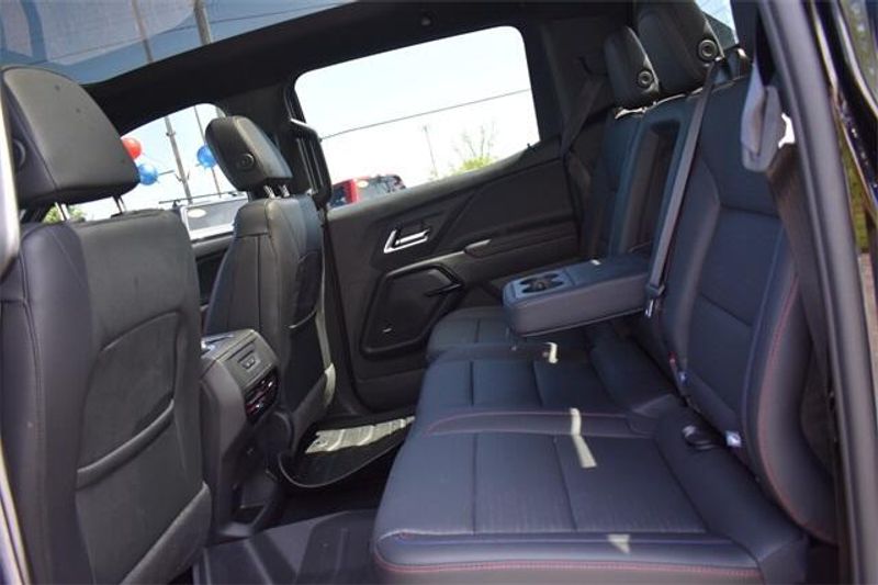 2024 Chevrolet Silverado EV RSTImage 22