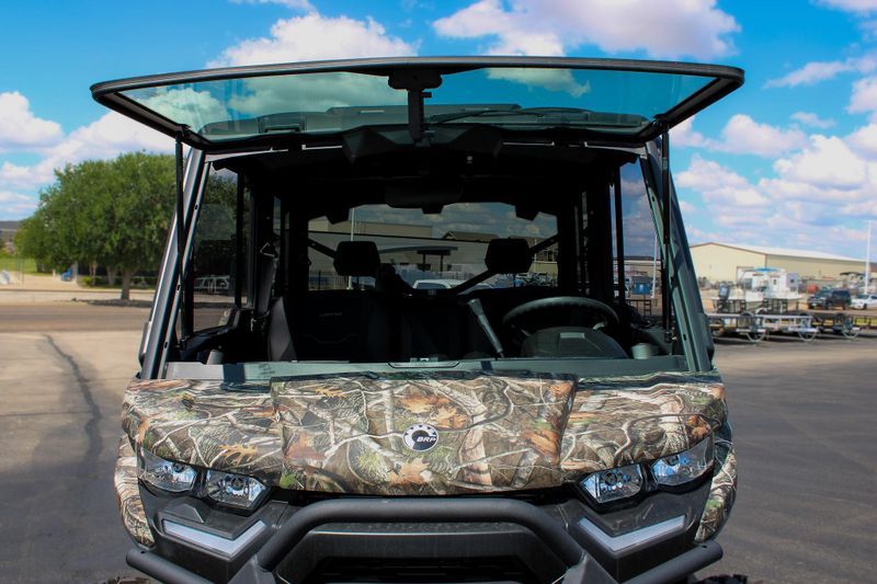 2025 Can-Am DEFENDER MAX LIMITED CAB HD10 WILDLAND CAMO Image 9