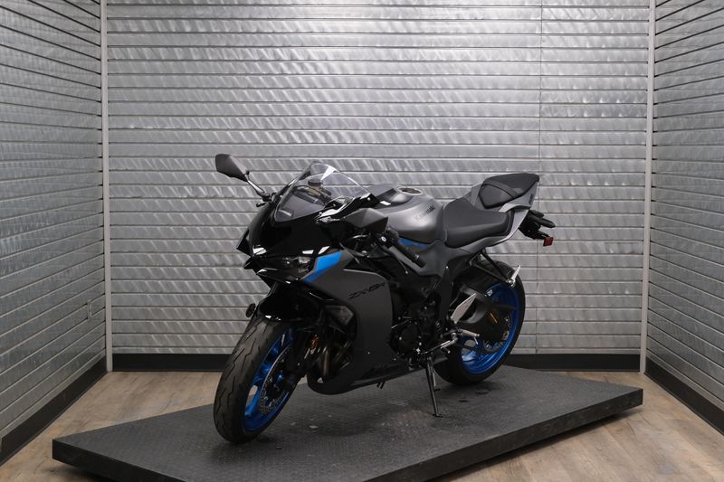 USED 2026 KAWASAKI NINJA ZX6R ABS Image 7