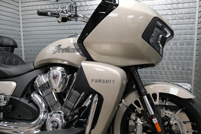NEW 2026 INDIAN MOTORCYCLE PURSUIT LIMITED WITH 112 PACKAGE Image 12