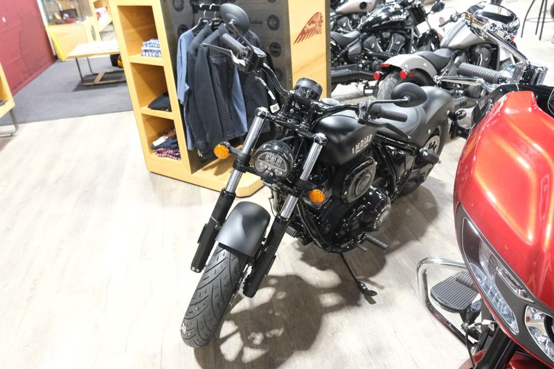 NEW 2025 INDIAN MOTORCYCLE CHIEF DARK HORSE  Family PowerSports (877) 886-1997 familypowersports.com 