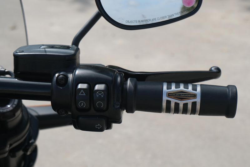 Used 2019 HARLEY FXDR 114 BLACK Image 15