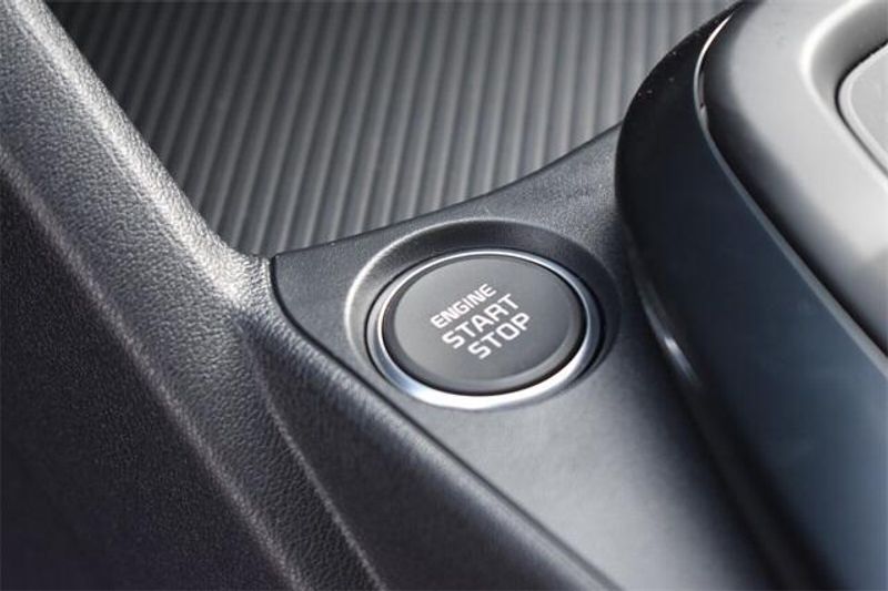 2025 Kia K4 LXSImage 21