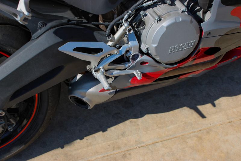 Used 2018 Ducati PANIGALE 959 Image 12