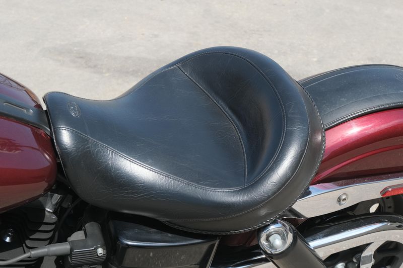 Used 2015 HARLEY DYNA FAT BOB MAROON Image 19