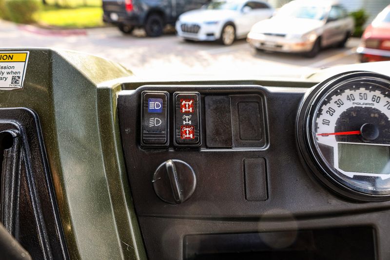 2011 Polaris RANGER 800 Crew Sage Green 800 Crew Image 25