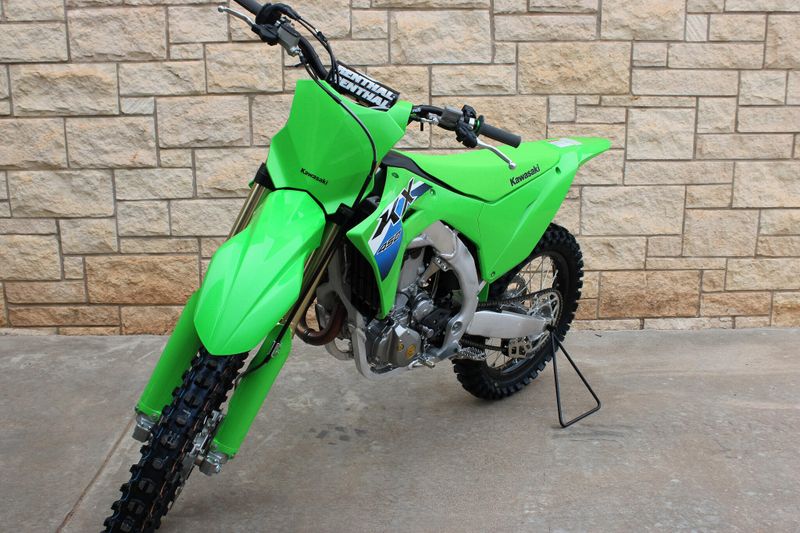 New 2026 Kawasaki KX450 LIME GREEN Image 5
