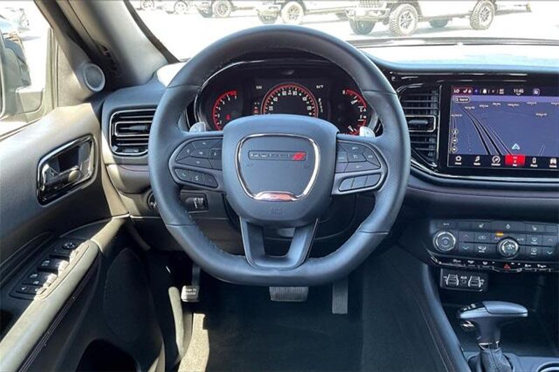 2025 Dodge Durango GT photo 2