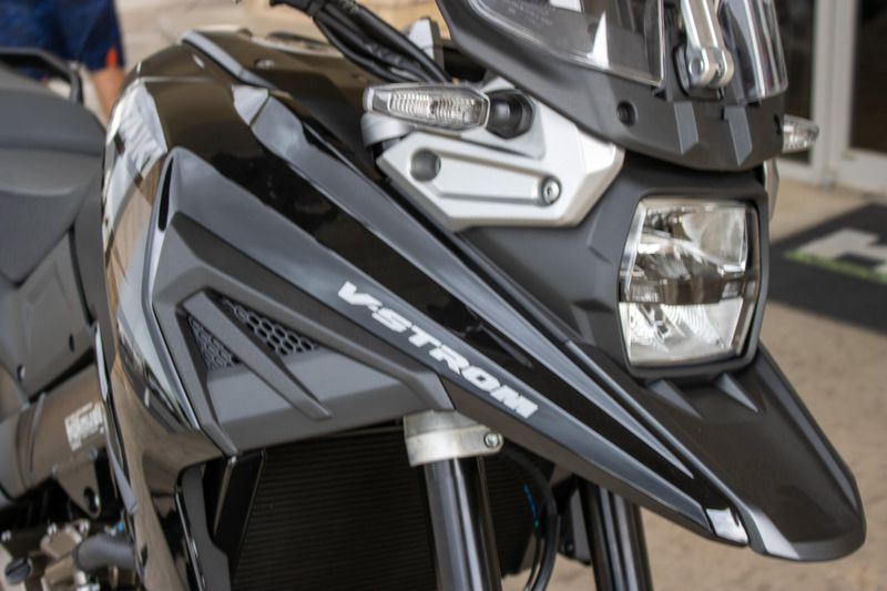 NEW 2026 SUZUKI VSTROM 1050 Image 13
