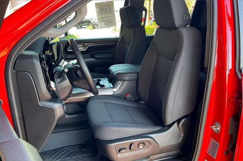 2024 Chevrolet Silverado 2500HD LTImage 24