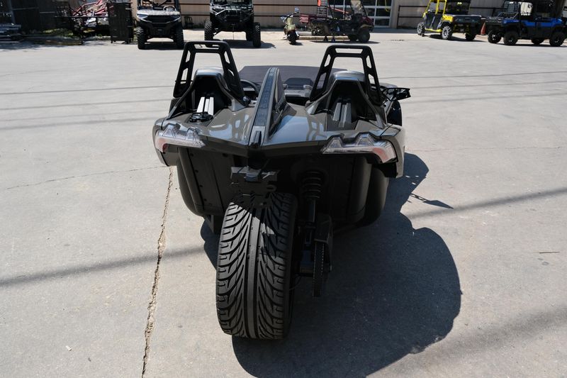 NEW 2025 POLARIS SLINGSHOT R AUTODRIVE Image 4