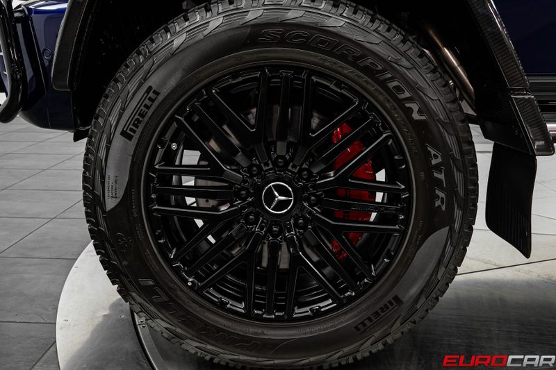 2022 Mercedes-Benz G-Class G 63 AMG 4x4 *AMG NIGHT PACKAGE PLUS * CARBON EXTEImage 25