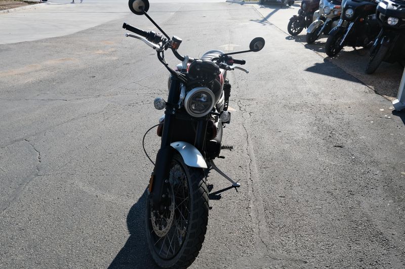 USED 2022 TRIUMPH SCRAMBLER 1200 Image 8