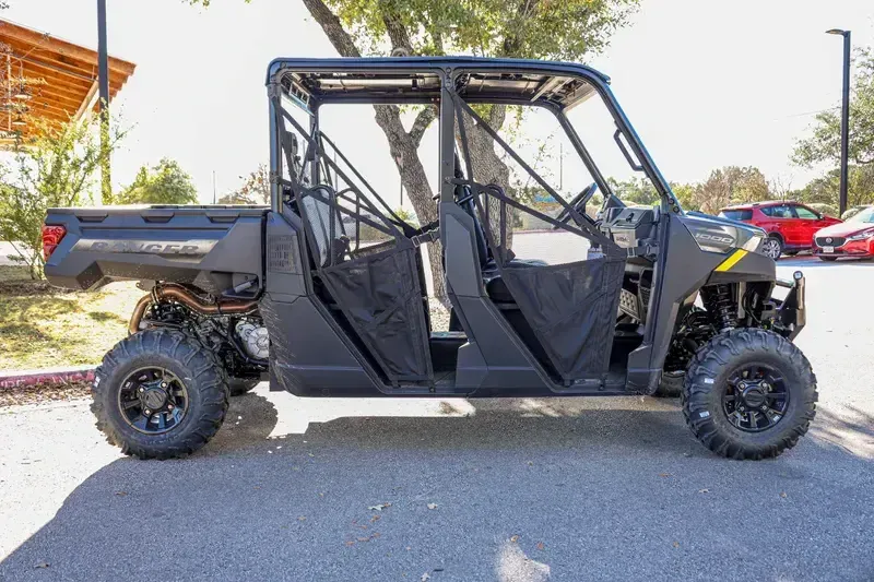 NEW 2026 POLARIS RANGER CREW 1000 PREMIUM Image 2