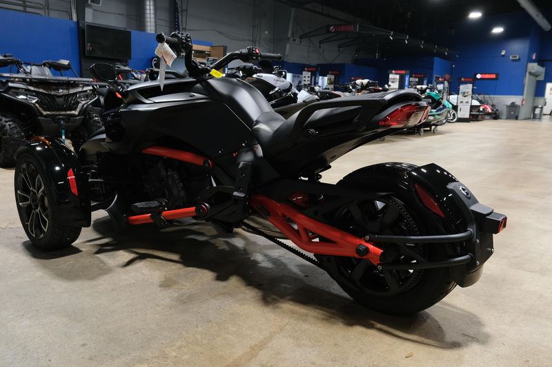 NEW 2026 CAN-AM SPYDER F3S Image 5