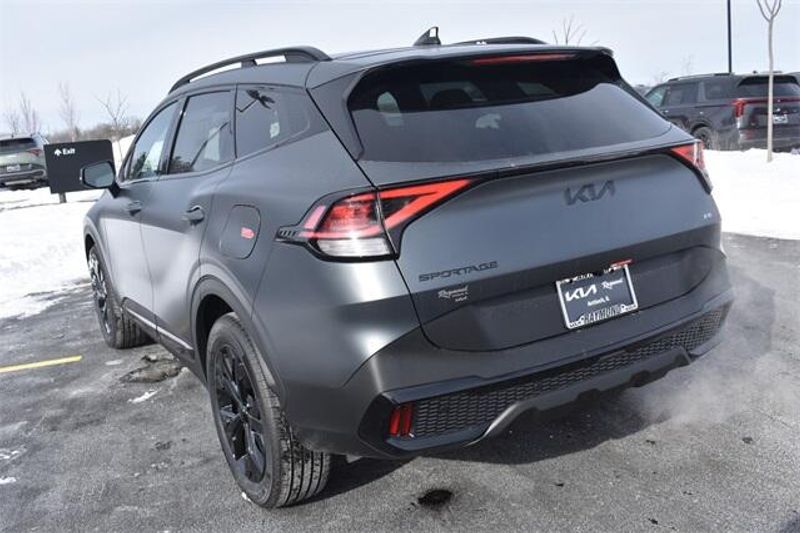 New 2025 Kia Sportage Plug-In Hybrid X-LineImage 5