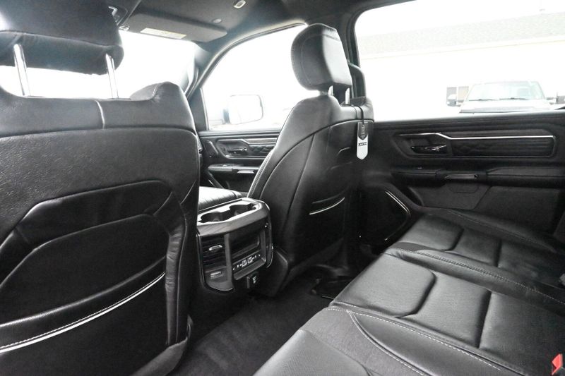 2025 RAM 1500 LimitedImage 17