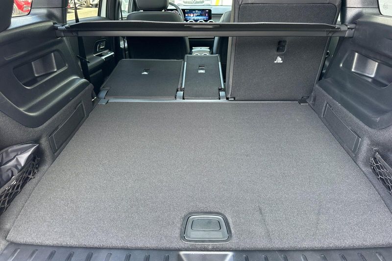 New 2026 Mercedes-Benz GLB 250Image 12