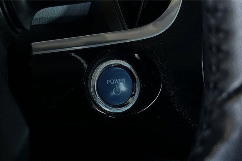 2017 Toyota Prius Prime Image 20