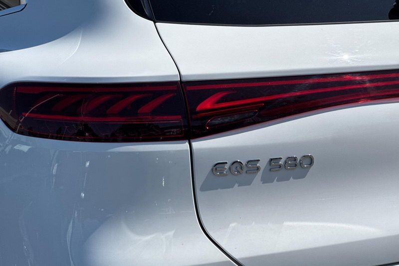 Used 2023 Mercedes-Benz EQS 580Image 33
