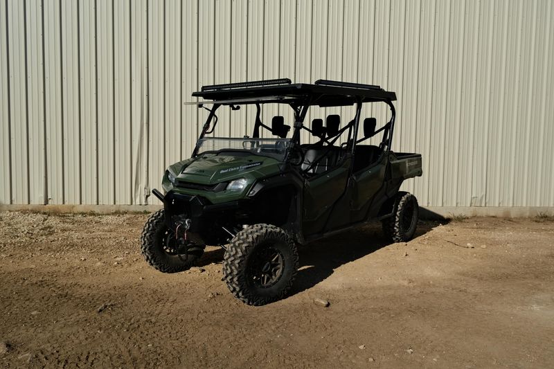 USED 2023 HONDA PIONEER 10006 CREW  DELUXE Image 7