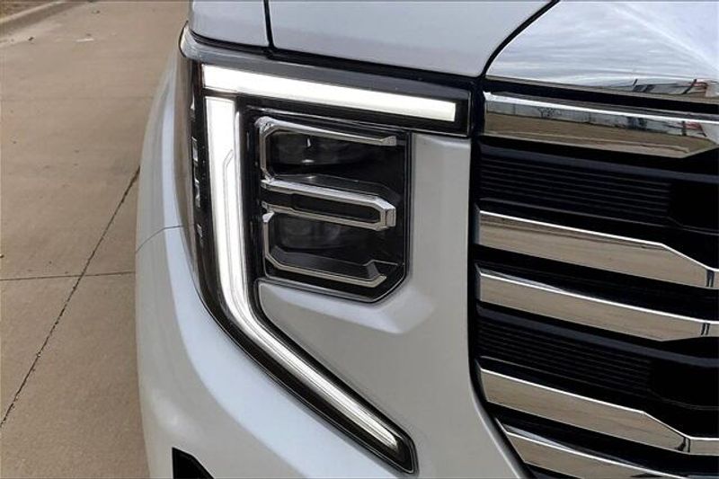 2022 GMC Sierra 1500 SLTImage 29