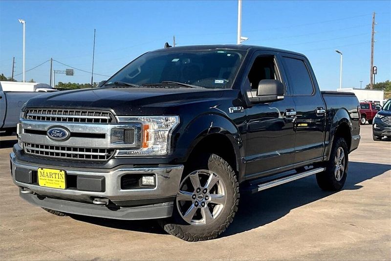 2019 Ford F-150 XLT photo 2