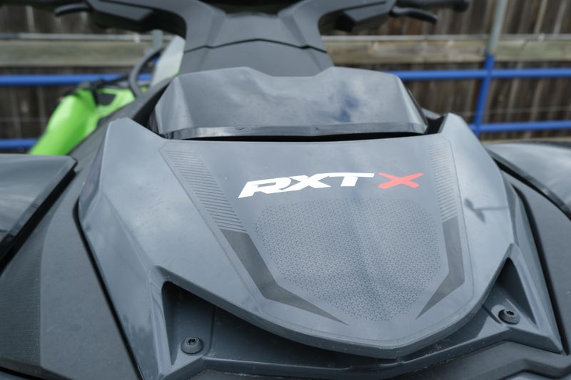 USED 2020 SEADOO PW RXTX 300 WITH SOUND Image 9
