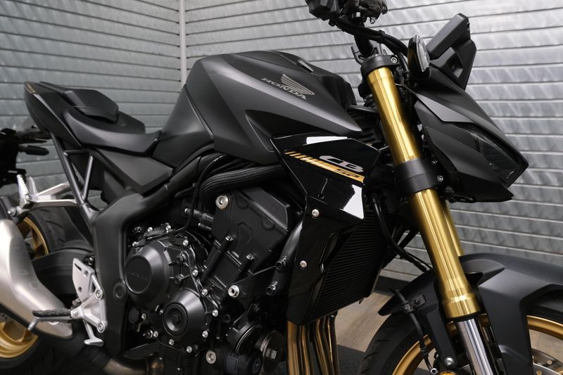 NEW 2026 HONDA CB1000 HORNET SP Image 12