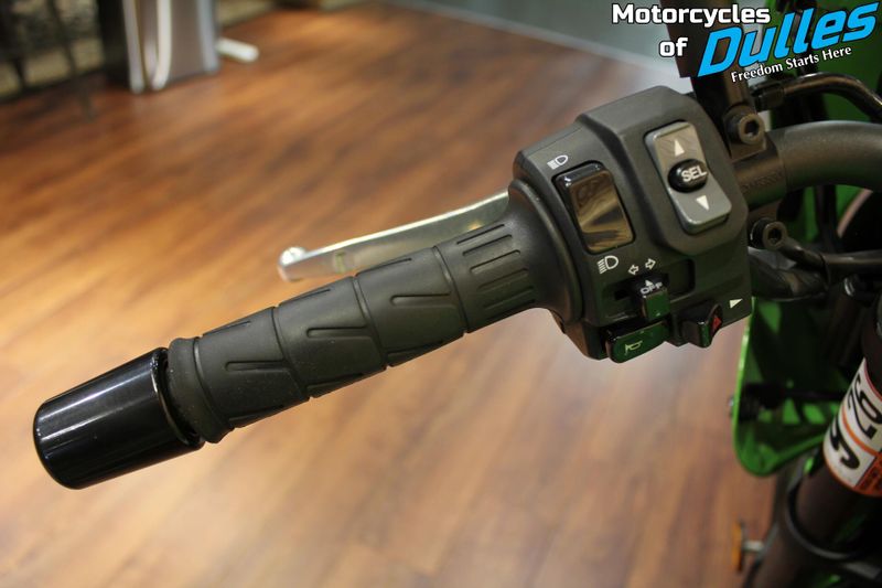 Used 2018 Kawasaki Z900RS Cafe Image 11