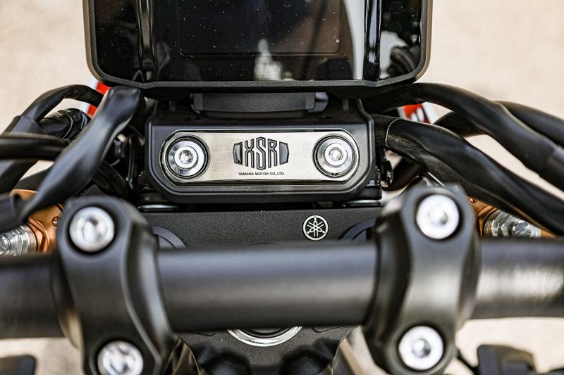 2024 Yamaha XSR900 HERITAGE WHITE Image 30