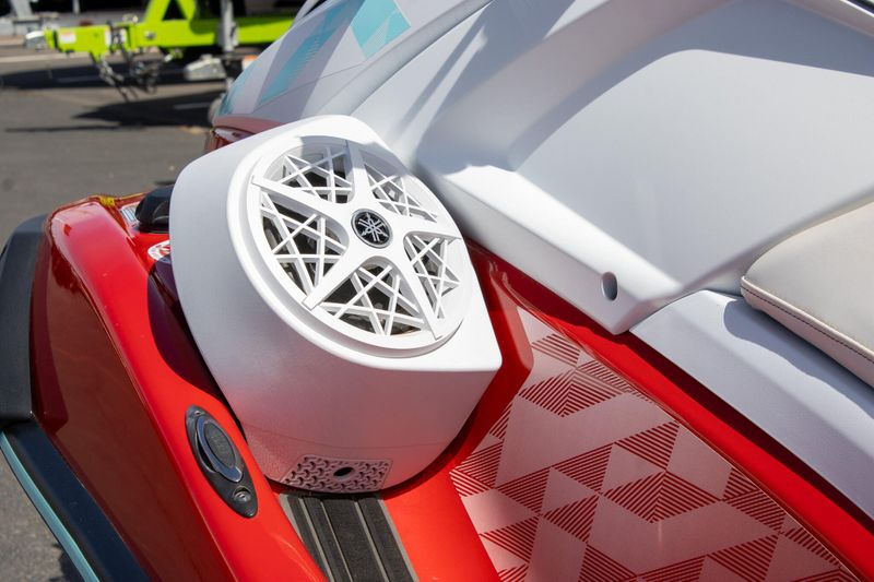 NEW 2025 YAMAHA VX LIMITED Image 10