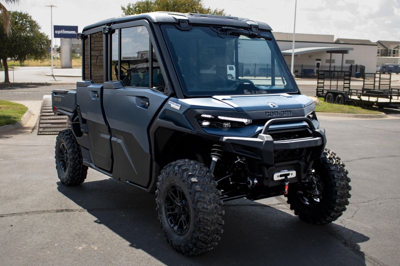 NEW 2026 CAN-AM DEFENDER MAX LIMITED CAB HD11 Image 1