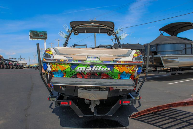 Used 2011 MALIBU WAKESETTER 247 Image 9