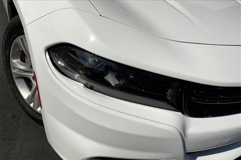 2023 Dodge Charger SXTImage 3
