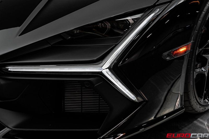 2025 Lamborghini Revuelto *PASSENGER DISPLAY * FULL PPF*Image 13
