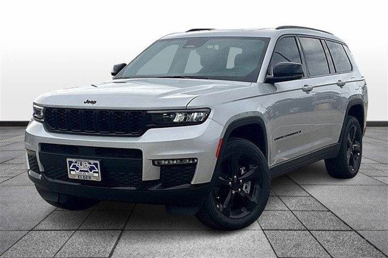 2024 Jeep Grand Cherokee L Limited 4x2Image 2