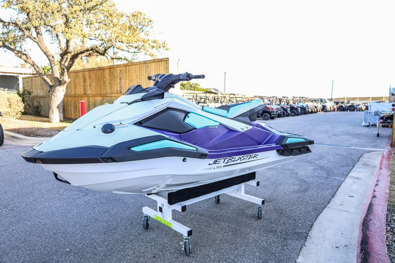 NEW 2025 YAMAHA JETBLASTER LTD Image 17