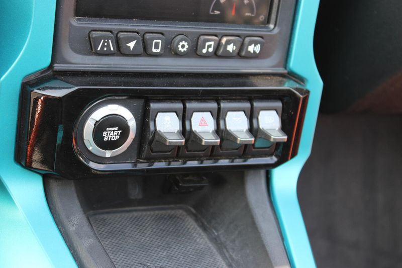 Used 2023 Polaris SLINGSHOT R MANUAL Image 31