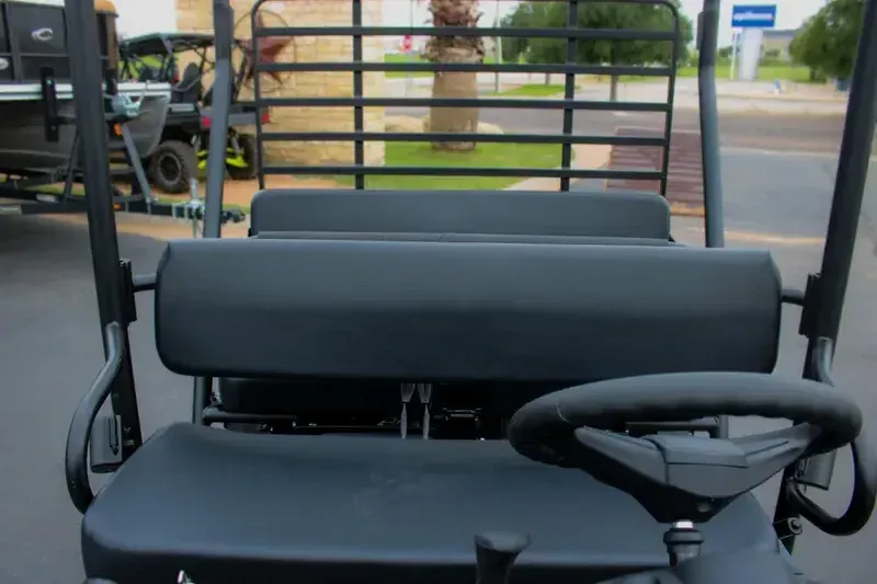 NEW 2026 KAWASAKI MULE 4010 TRANS 4X4 Image 23