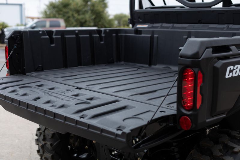NEW 2025 CAN-AM DEFENDER MAX DPS HD9 Image 9