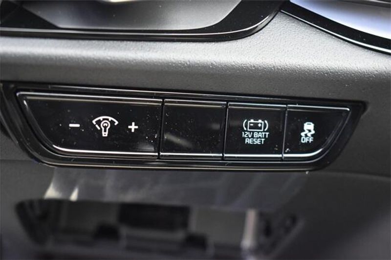 2025 Kia Niro EXImage 22