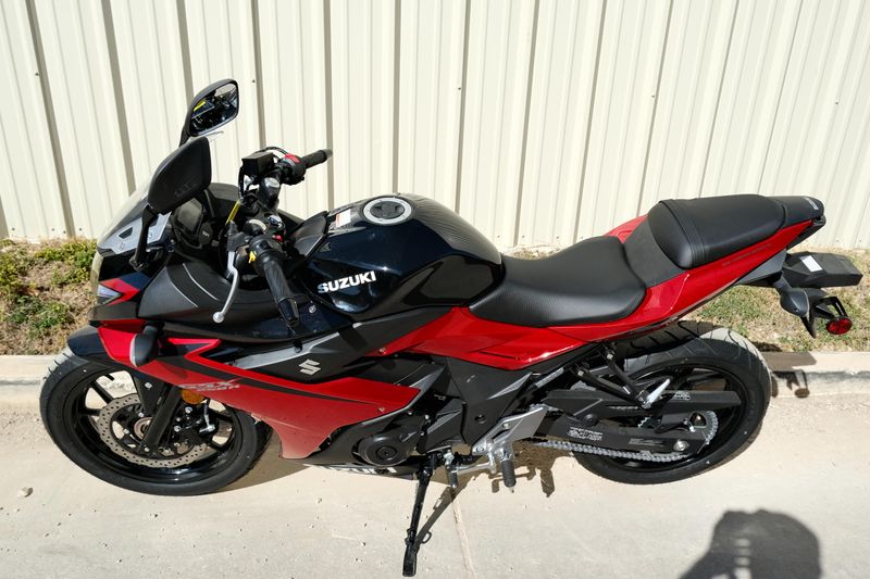 NEW 2025 SUZUKI GSX250R ABS Image 6