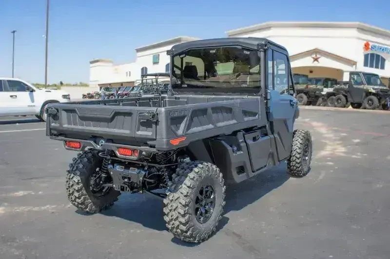 NEW 2026 CAN-AM DEFENDER PRO LIMITED CAB HD10 Image 11